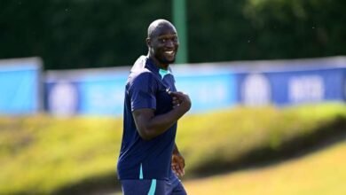 لوكاكو مستعد لمواجهة بلزن