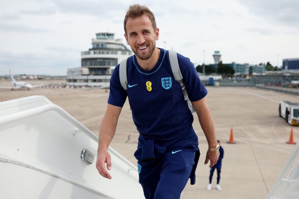 انجلترا تواجه ايطاليا