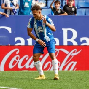 اسبانيول يتعادل مع التشي