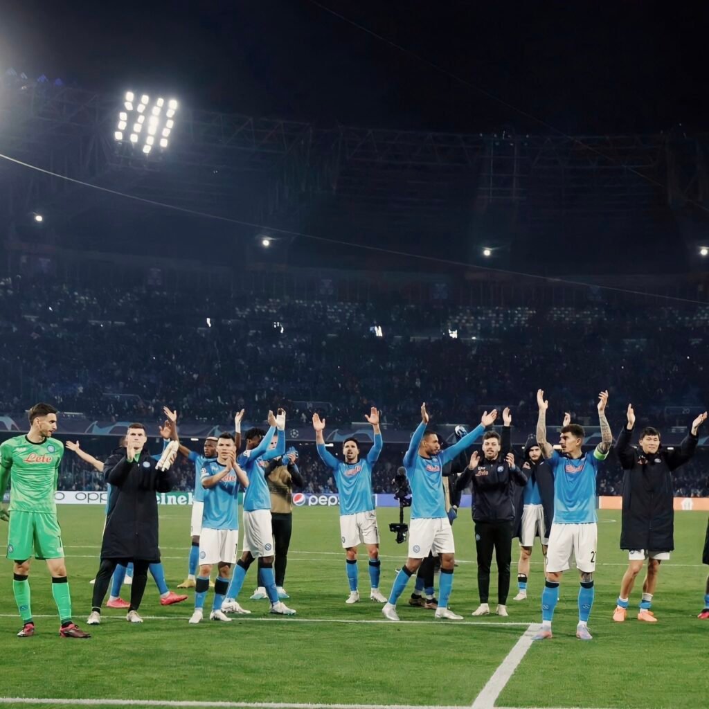 نابولي حالماً يتم عقد المتأهلين إلى ربع نهائي دوري أبطال أوروبا.. حالماً بلقب أوربي
