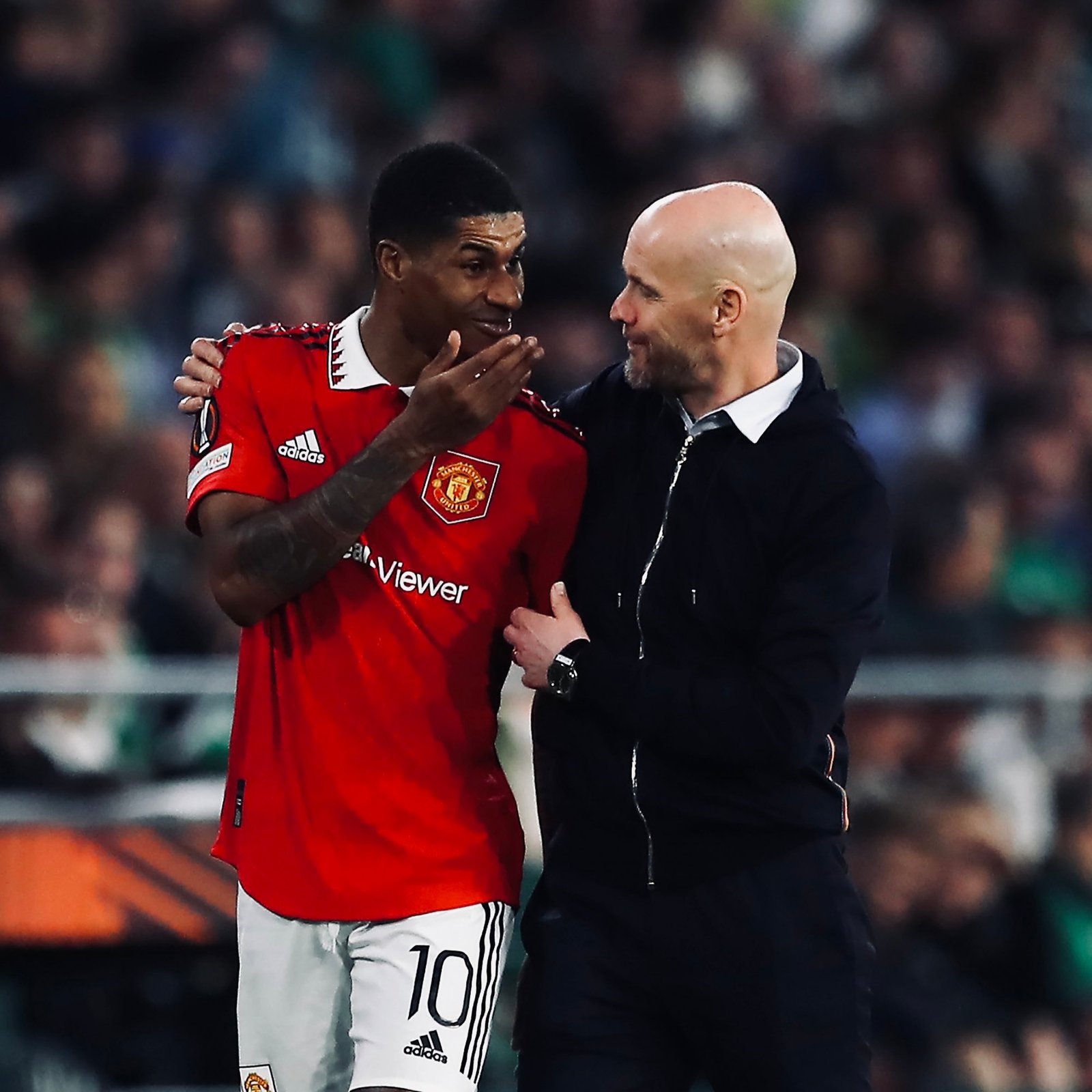 بعد تغلب مانشستر يونايتد