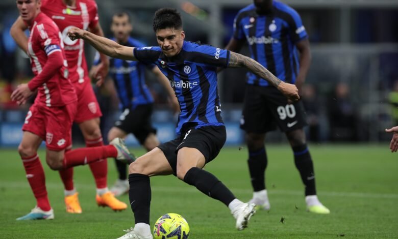 هل يحسم إنتر ميلان مواجهته مع بنفيكا في سان سيرو الليلة؟