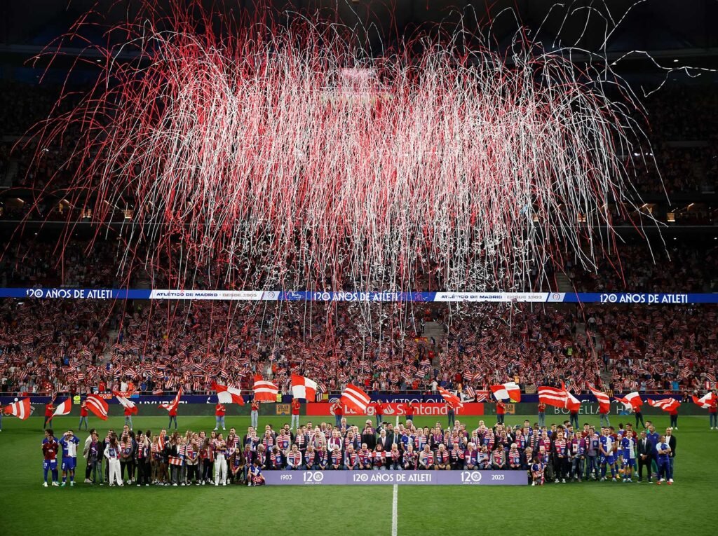 في ذكرى تأسيسه 120أتلتيكو مدريد يهزم ريال مايوركا ويقترب كثيراً من ريال مدريد