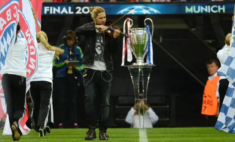 يعزف نشيد دوري أبطال أوروبا قبل بداية اي مواجهة من هذهةالبطولة التي تعتبر الاعرق والأغلى في العالم