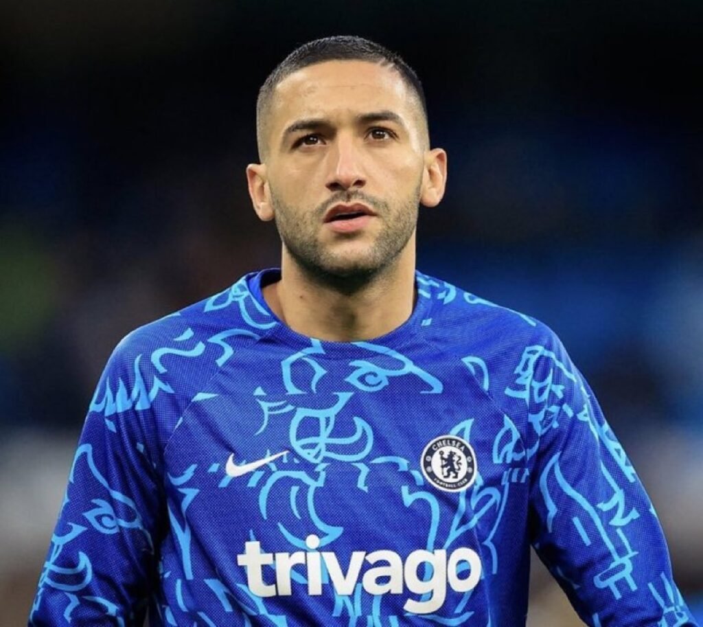 هل بات حكيم زياش قاب قوسين أو أدنى من التوقيع مع النصر السعودي؟