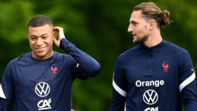 هل يجرؤ باريس سان جيرمان تطبيق سيناريو أدريان رابيو على كيليان مبابي؟