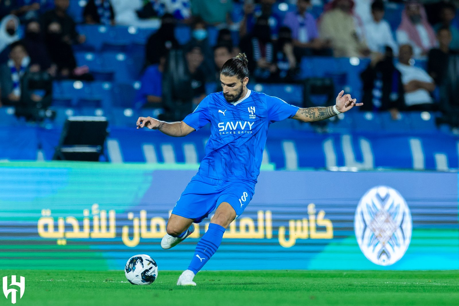 الهلال