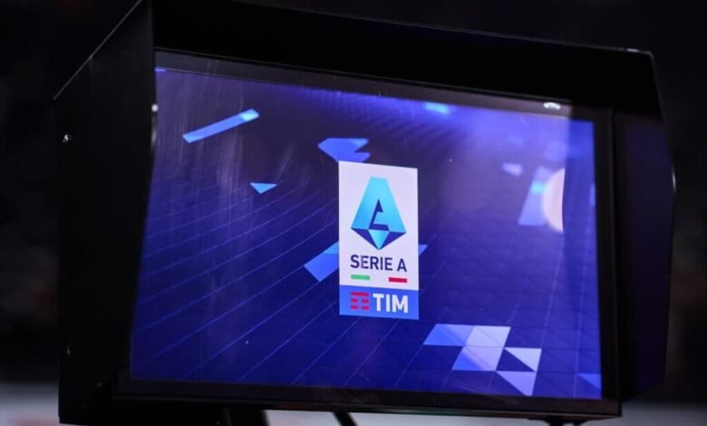 يوفنتوس وروما وميلانو وإنتر يصوتون على تخفيض عدد الأندية الإيطالية