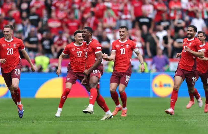 اسكتلندا وسويسرا 