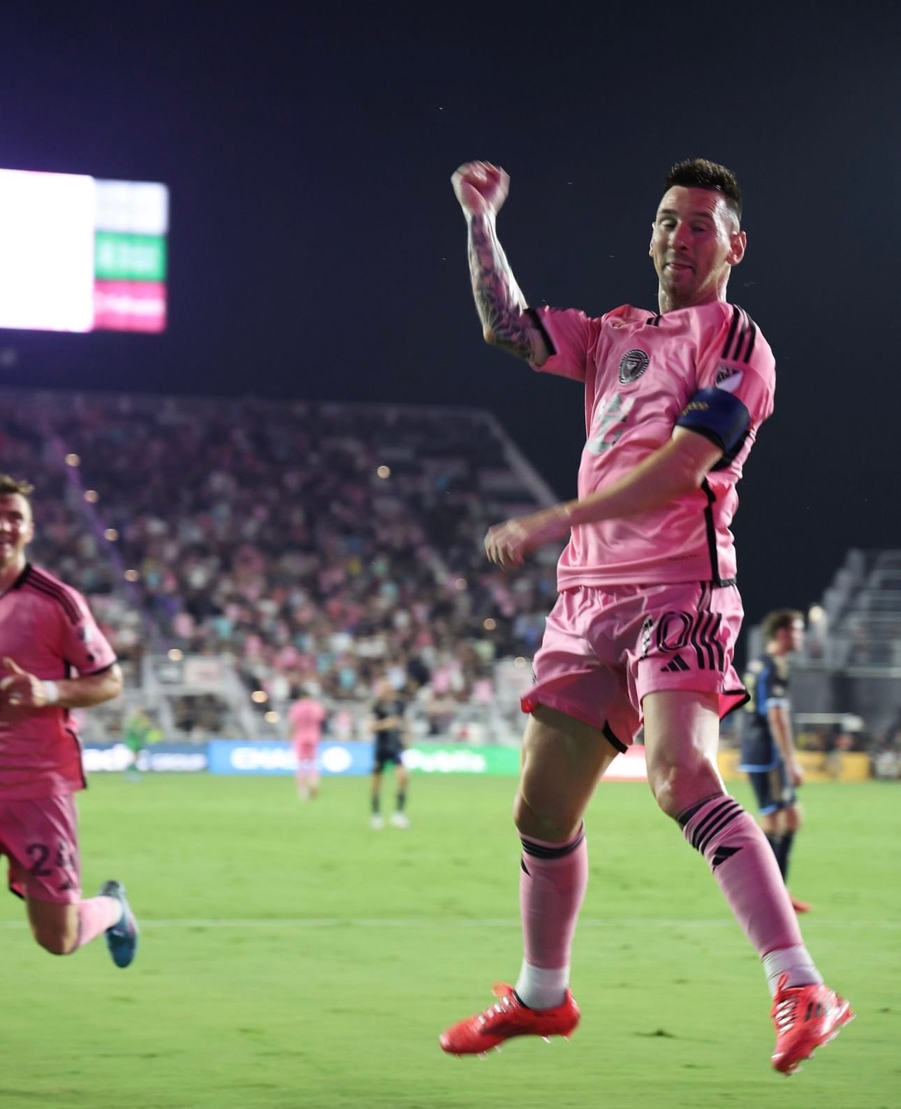 ليونيل ميسي