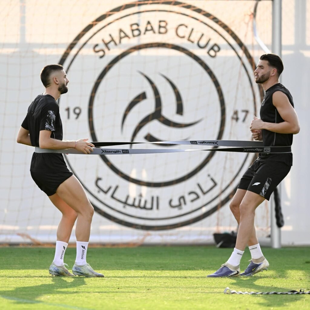 الهلال ضد العدالة
