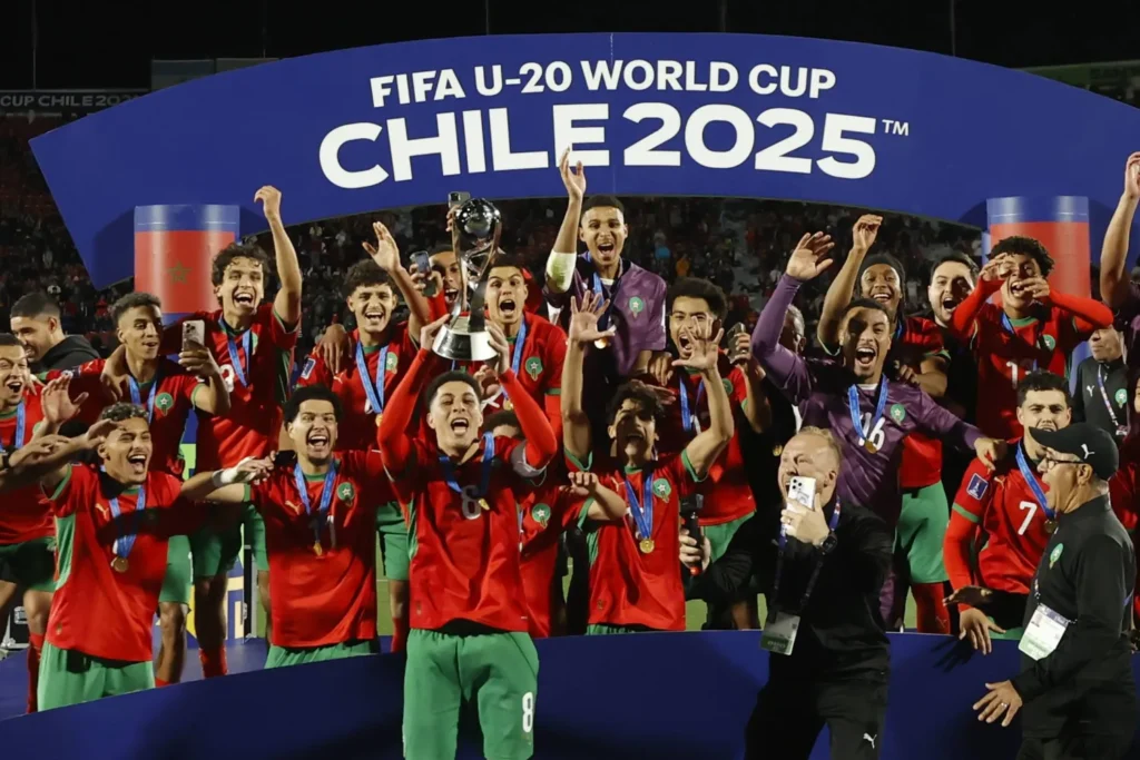 تتويج المغرب بكأس العالم للشباب