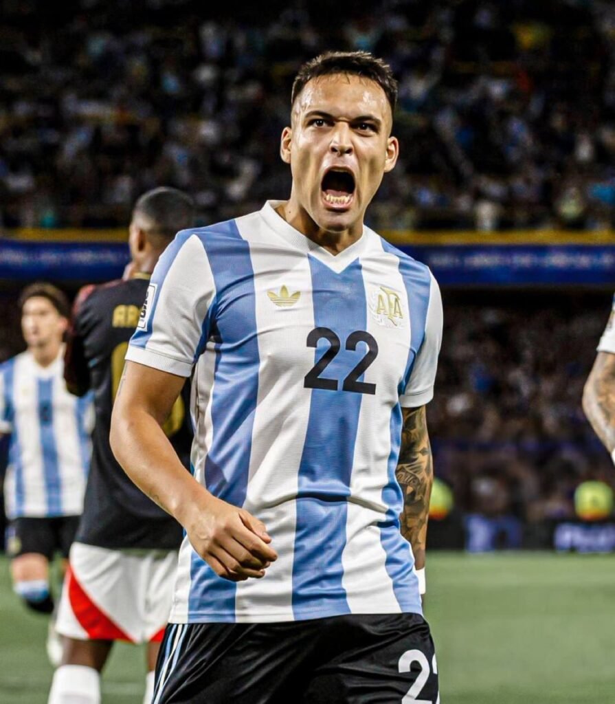 لاوتارو مارتينيز