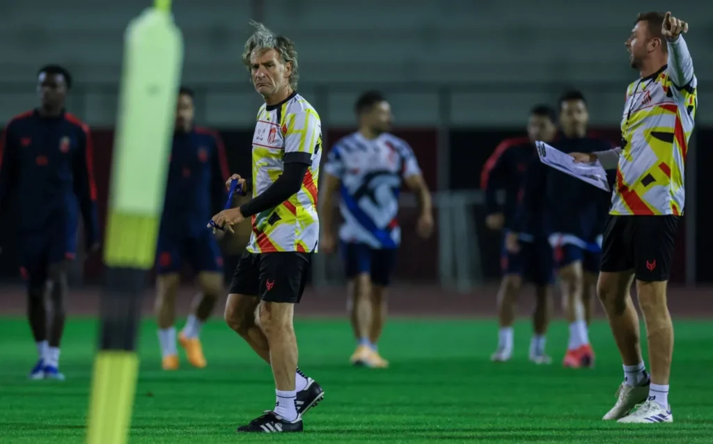 كارينيو مع الرياض